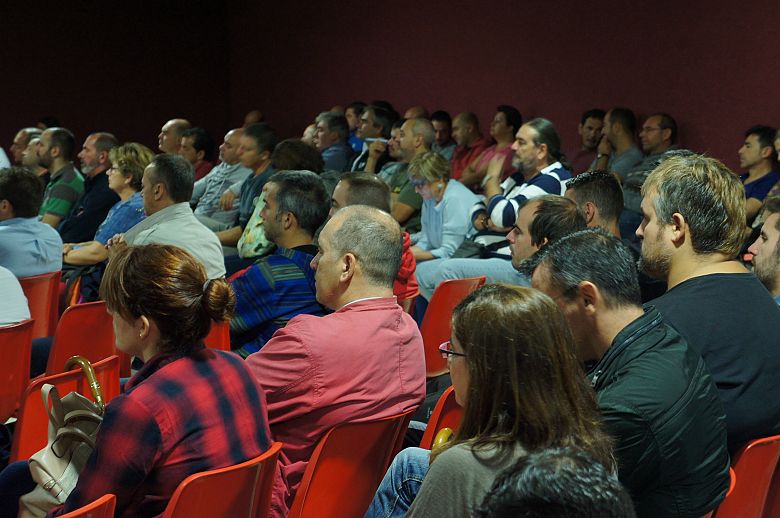 2016 09 13 AsembleaManifaDelegadosCampanhaEmpregoVigo10.JPG